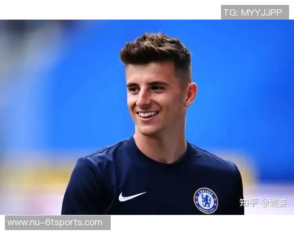 球星最帅足球服盘点 各大名将亮相时尚风采解析 球星最帅足球服盘点 各大名将亮相时尚风采解析